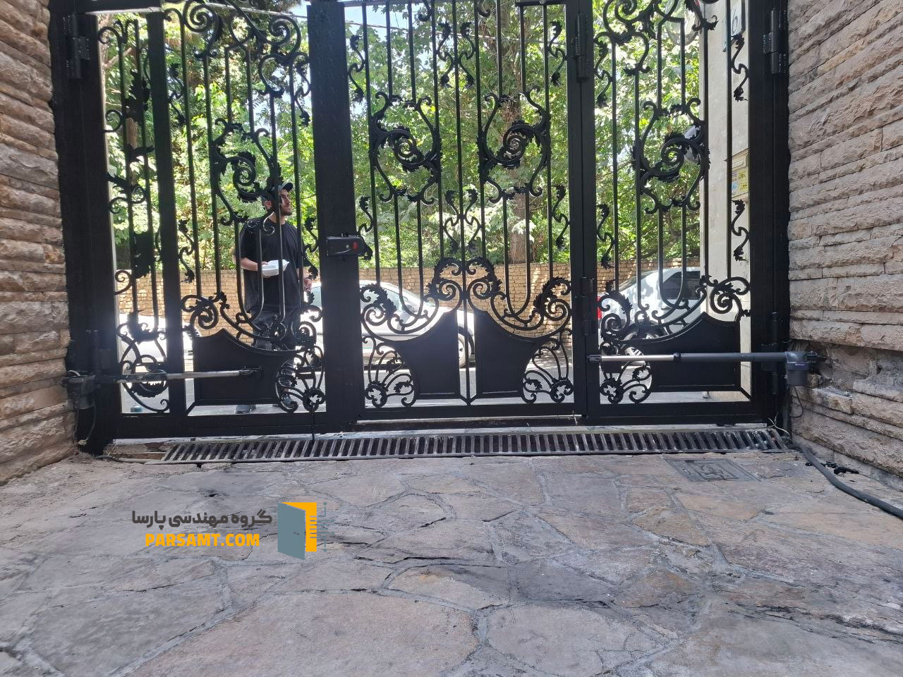 تعمیر جک درب پارکینگ